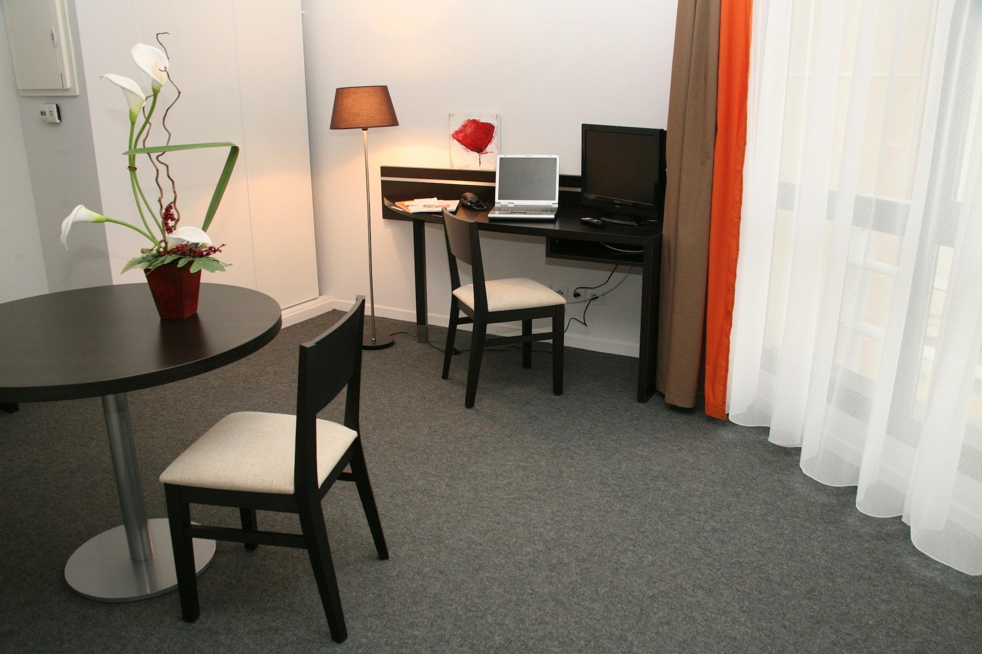 เนเมีย อพาร์ตโฮเทล น็องซี โฮม สวีท Aparthotel ภายนอก รูปภาพ