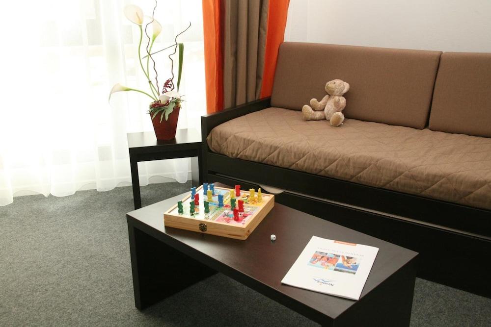 เนเมีย อพาร์ตโฮเทล น็องซี โฮม สวีท Aparthotel ภายนอก รูปภาพ