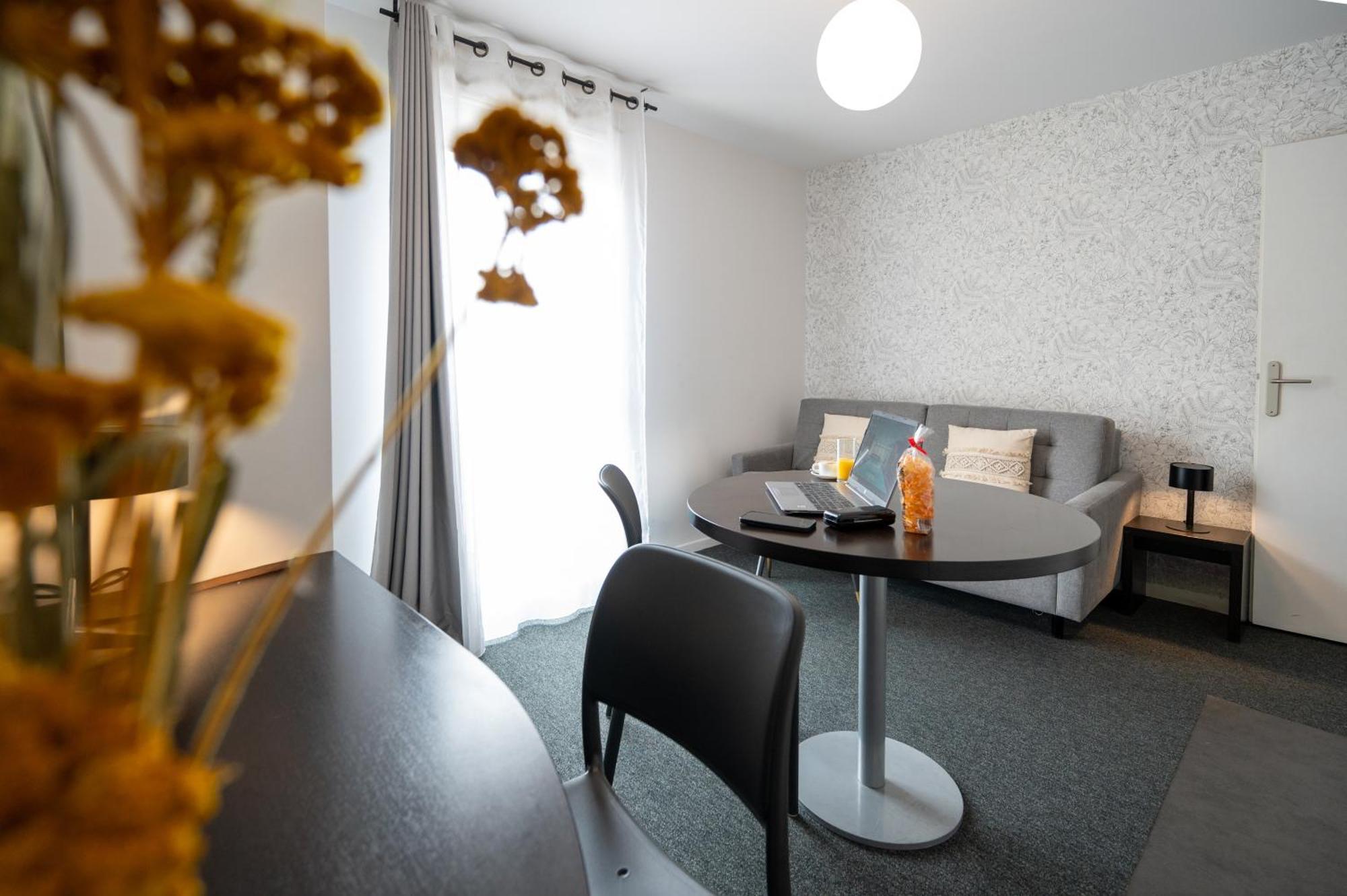 เนเมีย อพาร์ตโฮเทล น็องซี โฮม สวีท Aparthotel ภายนอก รูปภาพ